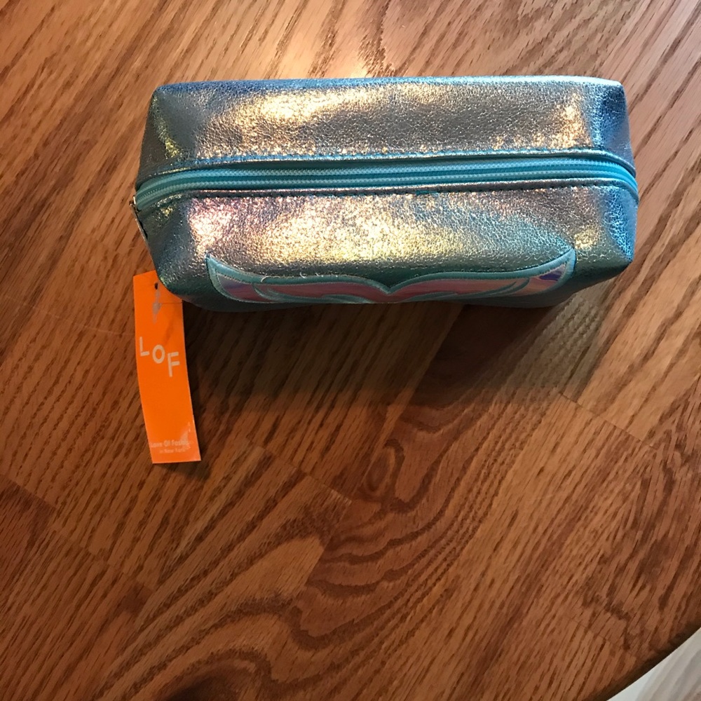 NWT LOF Mermaid Fin Blue Wristlet/Bag - Picture 8 of 16